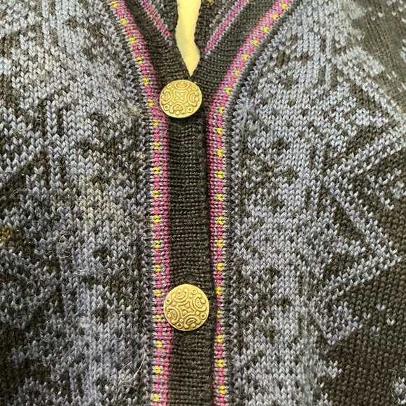 Dale of Norway Casual Collection Cardigan Sweater - Picture 5 of 9